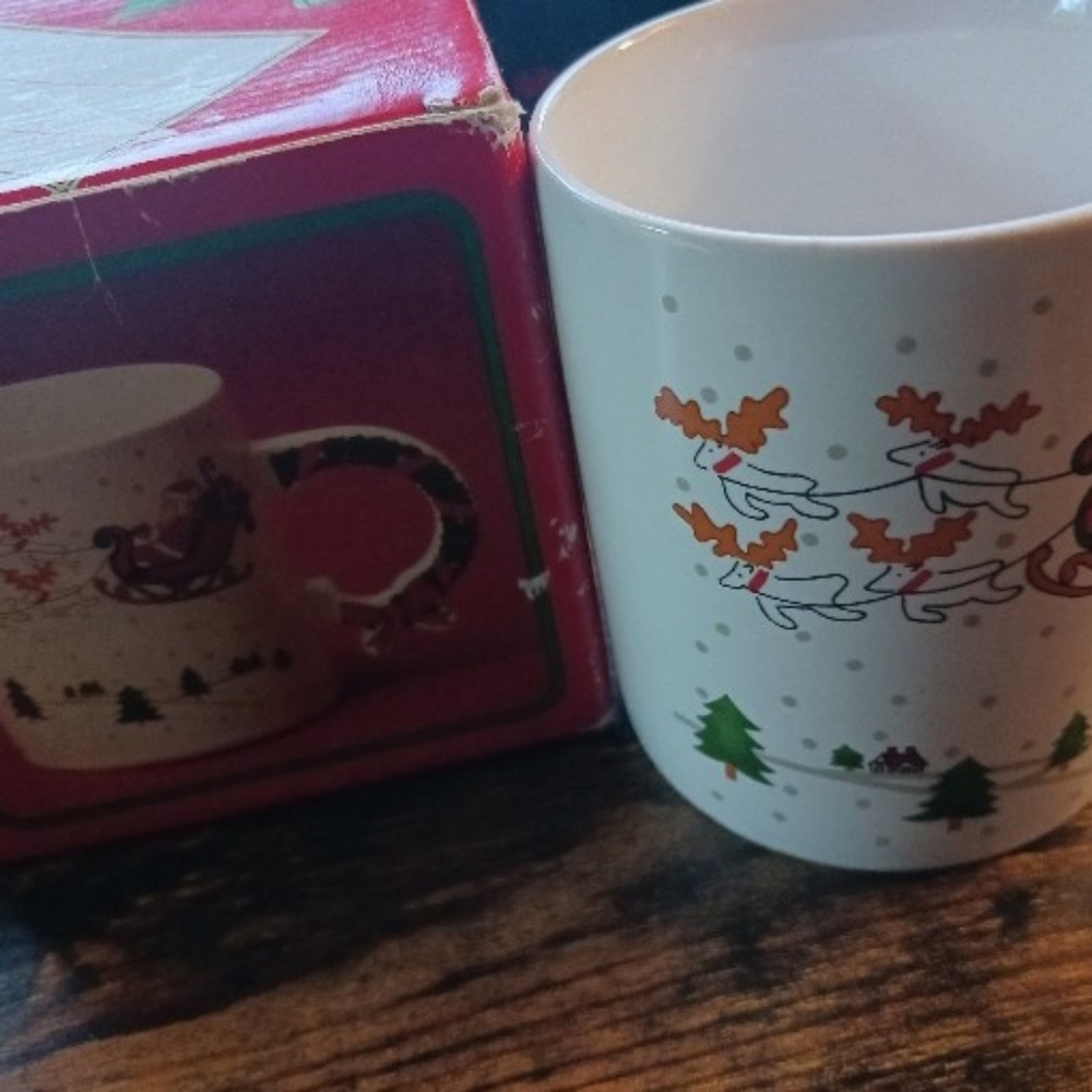 Vintage Santa and sleigh mug